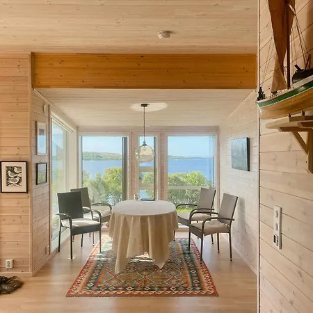 בית נופש Modern With Sea View On Andoya, Vesteralen Risoyhamn