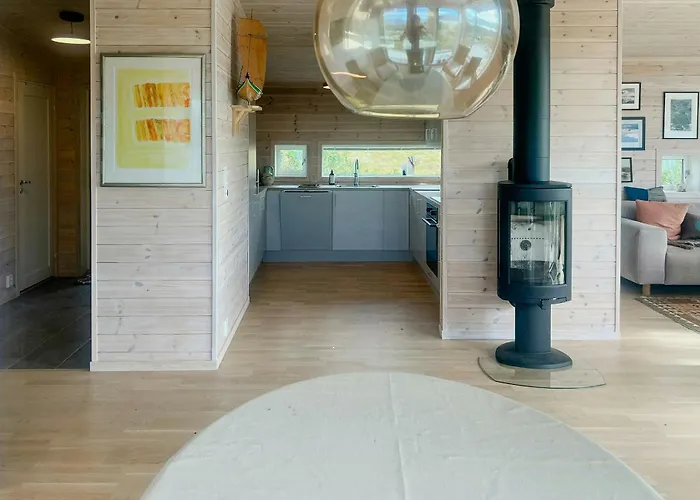 Modern With Sea View On Andoya, Vesteralen Risoyhamn
